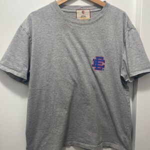 Eric Emanuel t shirt size medium no flaws great condition washed and ready to